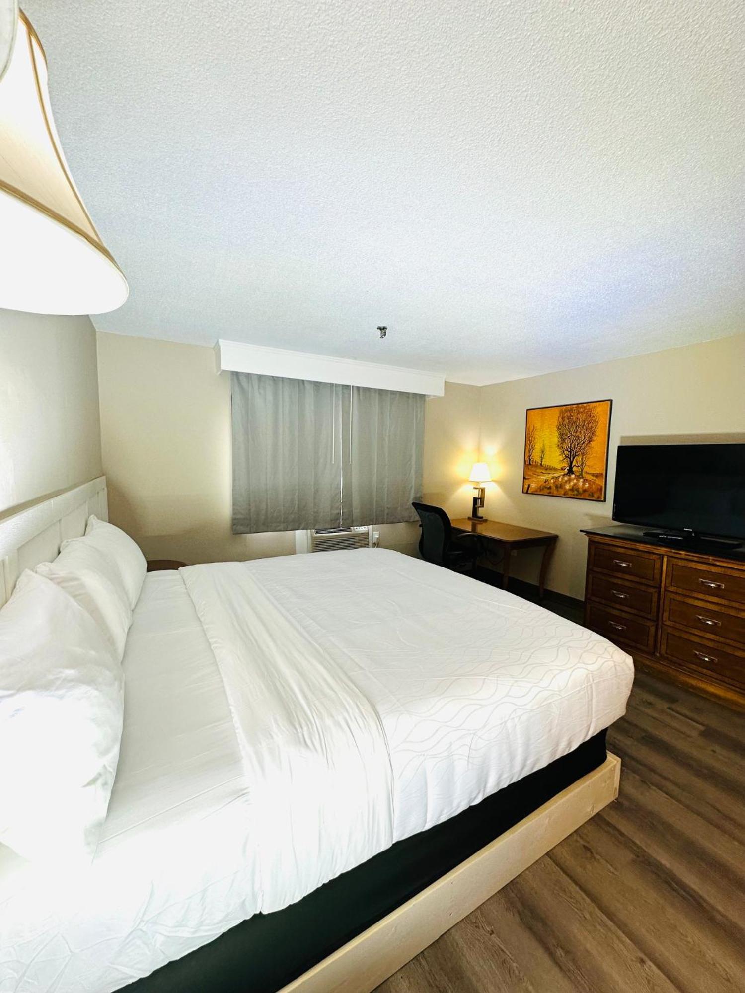 Presque Isle Hotel Extérieur photo